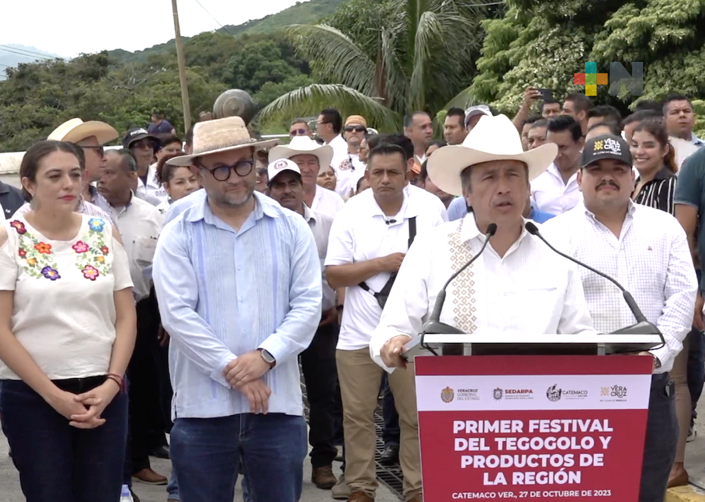 Hay un Catemaco transformado, quien quiera denostar se topará con hechos: Gobernador